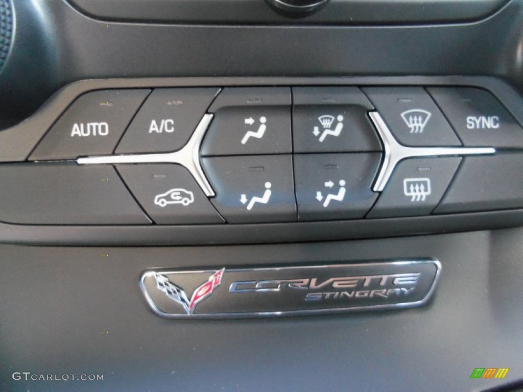 2015 Chevrolet Corvette Stingray Convertible Z51 Controls Photo #99093077