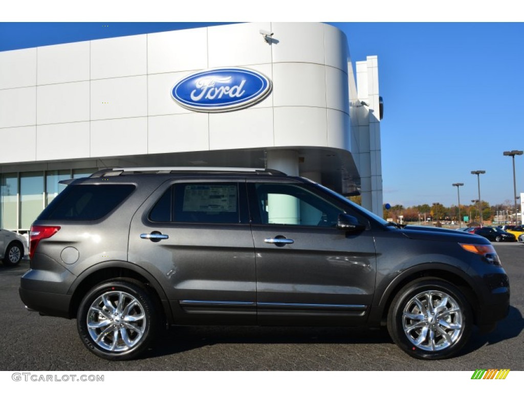 2015 Explorer XLT 4WD - Magnetic / Charcoal Black photo #2