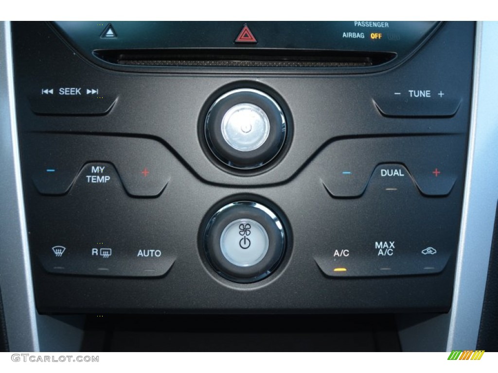 2015 Explorer XLT 4WD - Magnetic / Charcoal Black photo #18