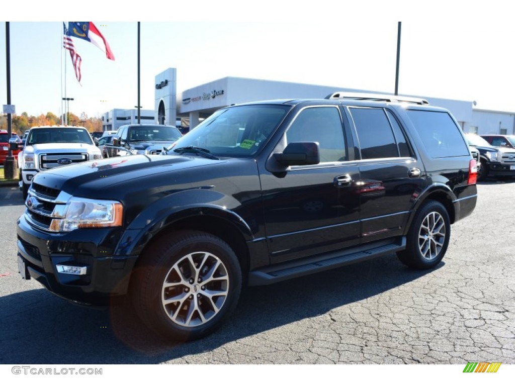 2015 Expedition XLT - Tuxedo Black Metallic / Dune photo #3