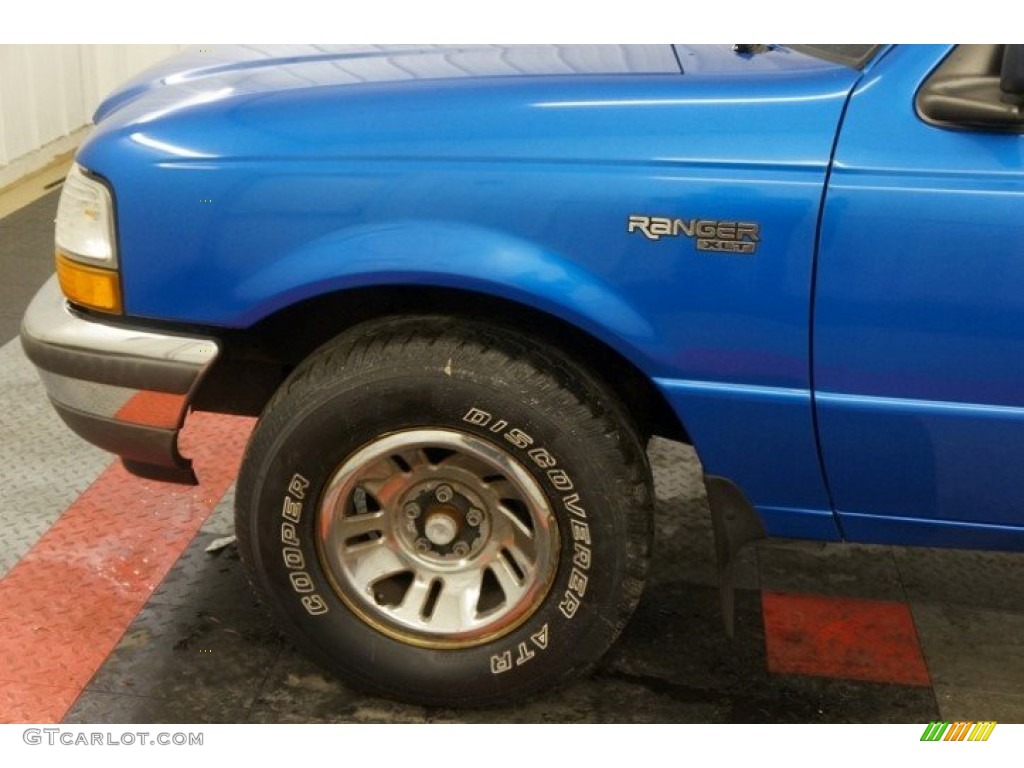 1998 Ranger XLT Regular Cab - Boysenberry Blue Metallic / Medium Graphite photo #51