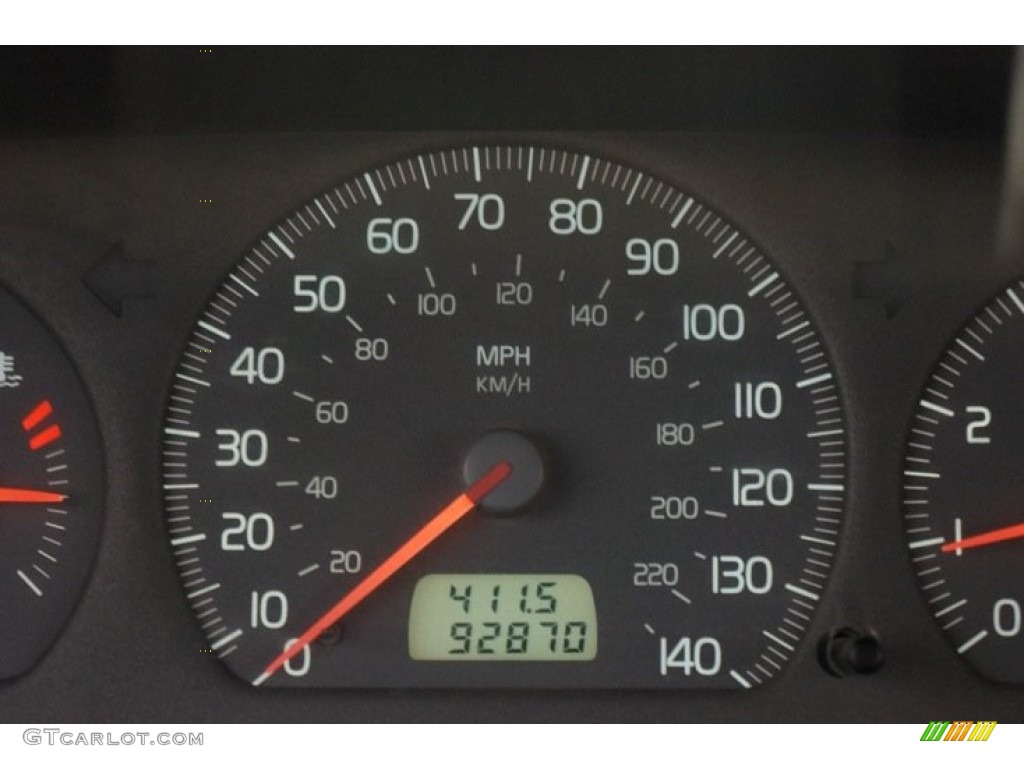 2004 C70 Low Pressure Turbo - Sky Blue Metallic / Beige photo #28