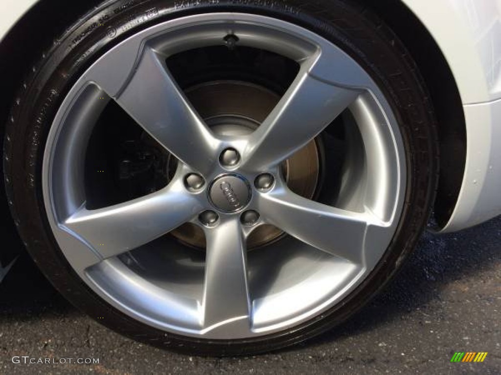 2013 Audi TT RS quattro Coupe Wheel Photos