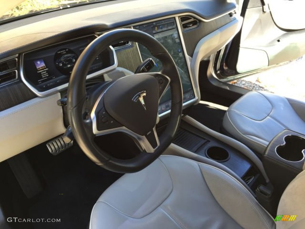 Grey Interior 2013 Tesla Model S P85 Performance Photo #99108393