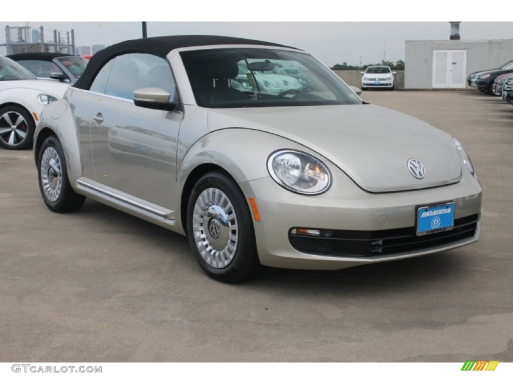2015 Beetle 1.8T Convertible - Moonrock Silver Metallic / Titan Black photo #3