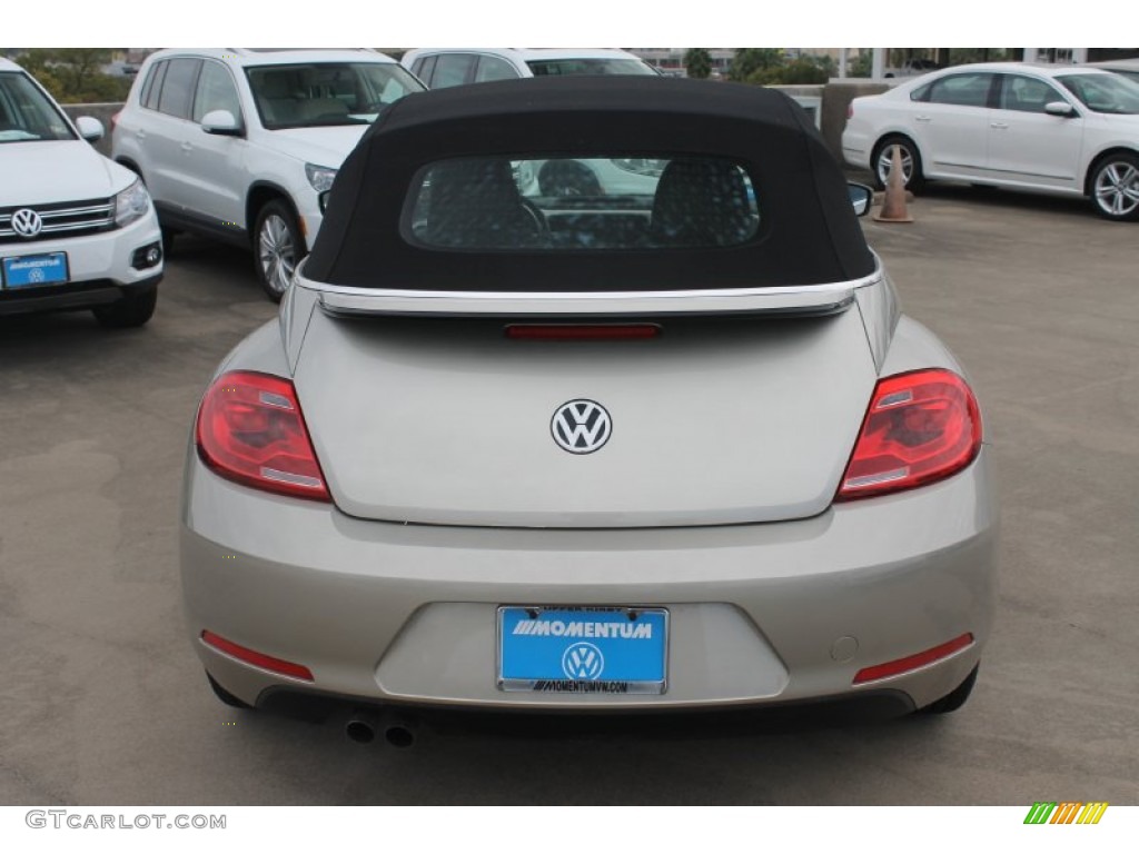 2015 Beetle 1.8T Convertible - Moonrock Silver Metallic / Titan Black photo #9