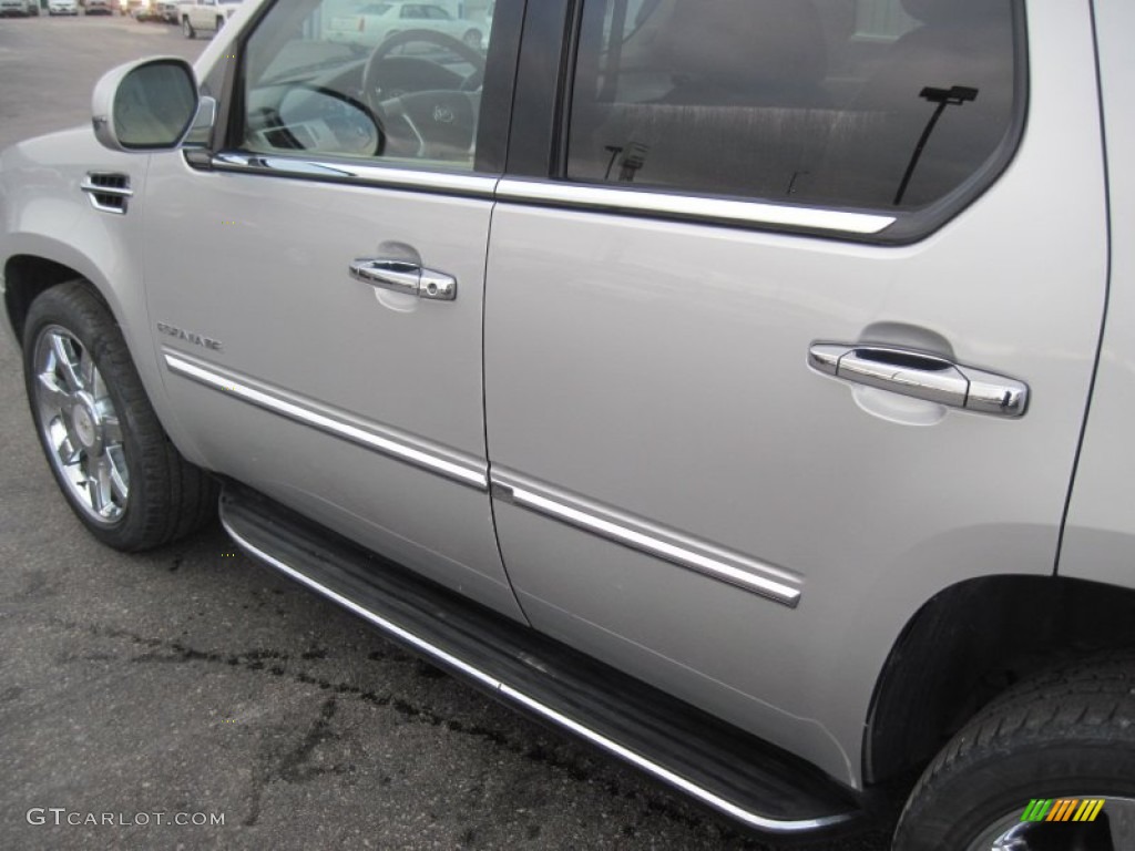 2011 Escalade Luxury AWD - Silver Lining Metallic / Cashmere/Cocoa photo #7