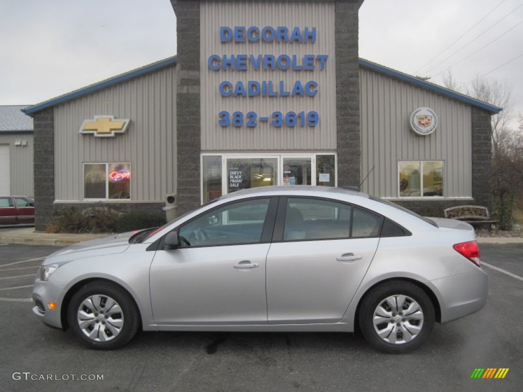 2015 Cruze LS - Silver Ice Metallic / Jet Black/Medium Titanium photo #1