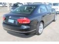 Black - Passat SE Sedan Photo No. 8