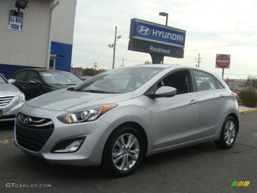 Silver Hyundai Elantra