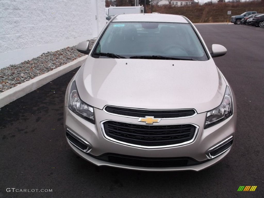 Champagne Silver Metallic 2015 Chevrolet Cruze Eco Exterior Photo #99119038