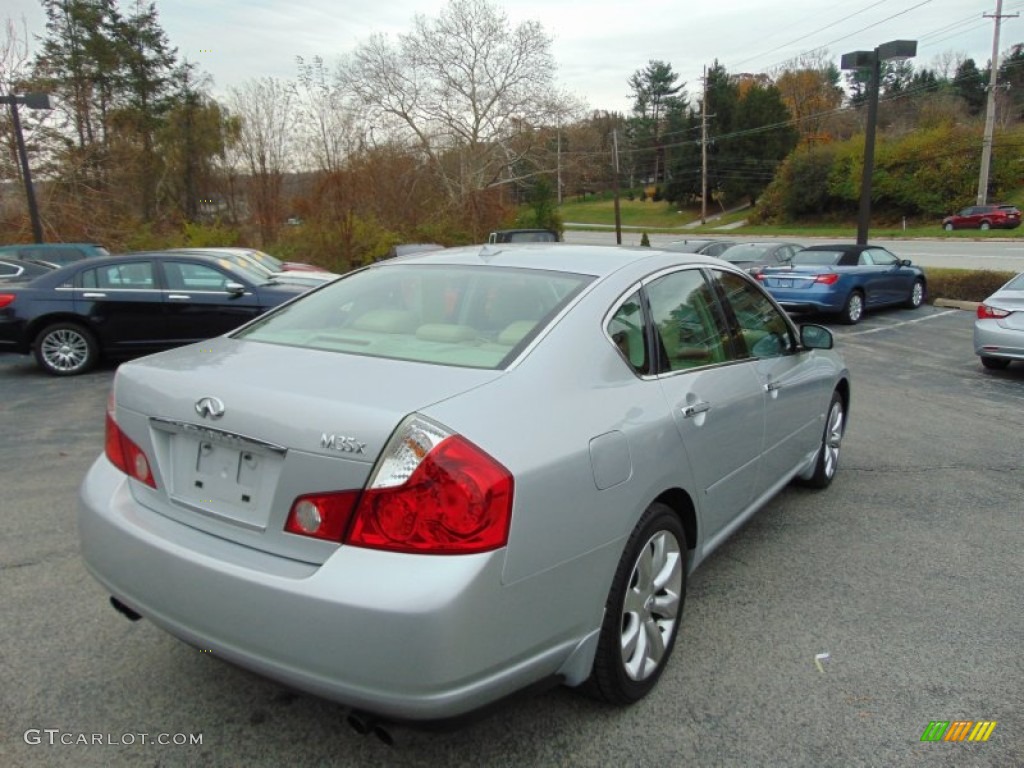 2006 M 35x Sedan - Liquid Platinum Metallic / Wheat photo #3