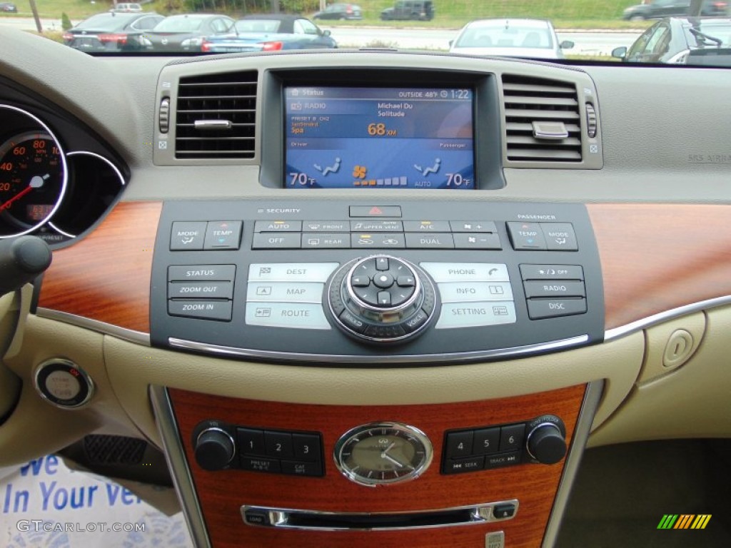 2006 M 35x Sedan - Liquid Platinum Metallic / Wheat photo #25