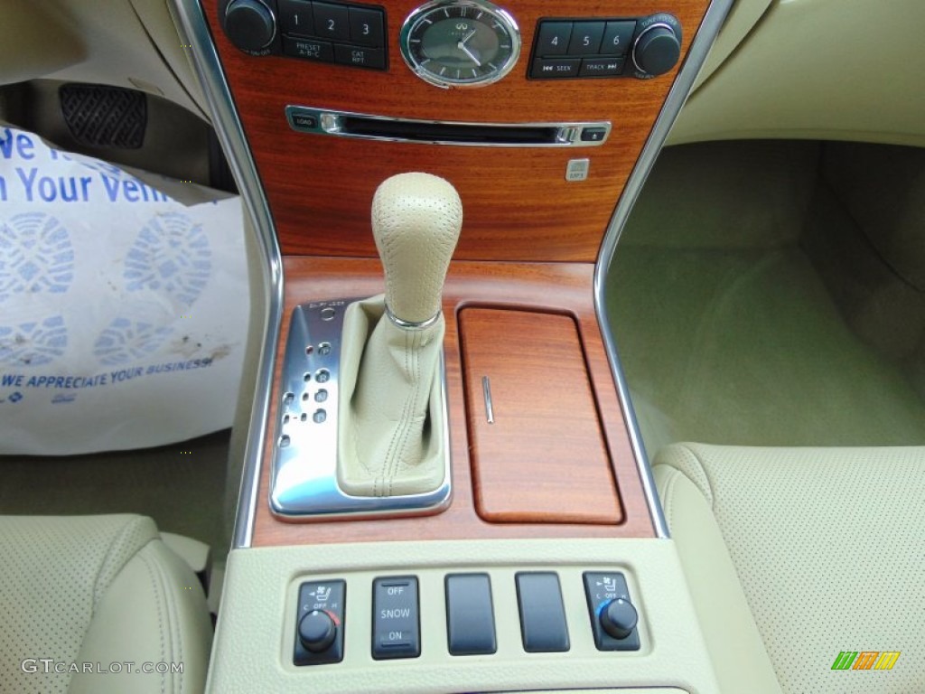 2006 M 35x Sedan - Liquid Platinum Metallic / Wheat photo #26