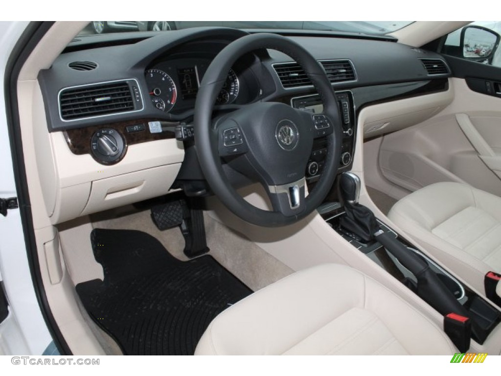 Cornsilk Beige Interior 2015 Volkswagen Passat TDI SEL Premium Sedan Photo #99123775