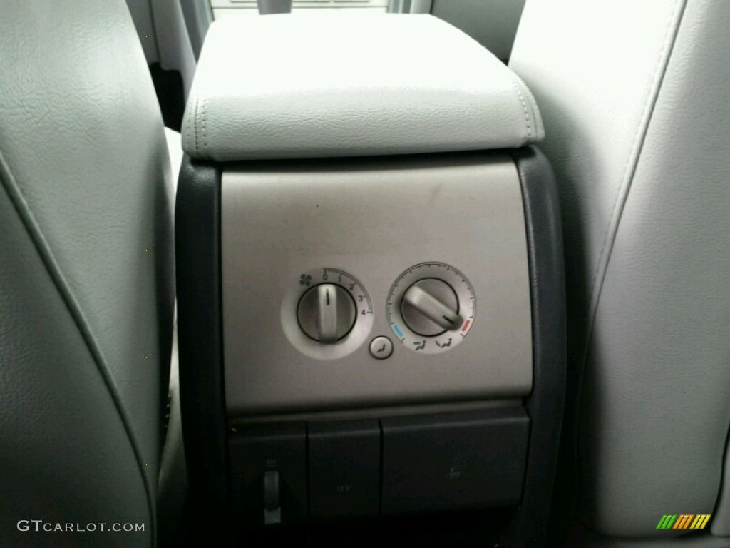 2005 Aviator Luxury AWD - Dark Blue Pearl Metallic / Dove Grey photo #28