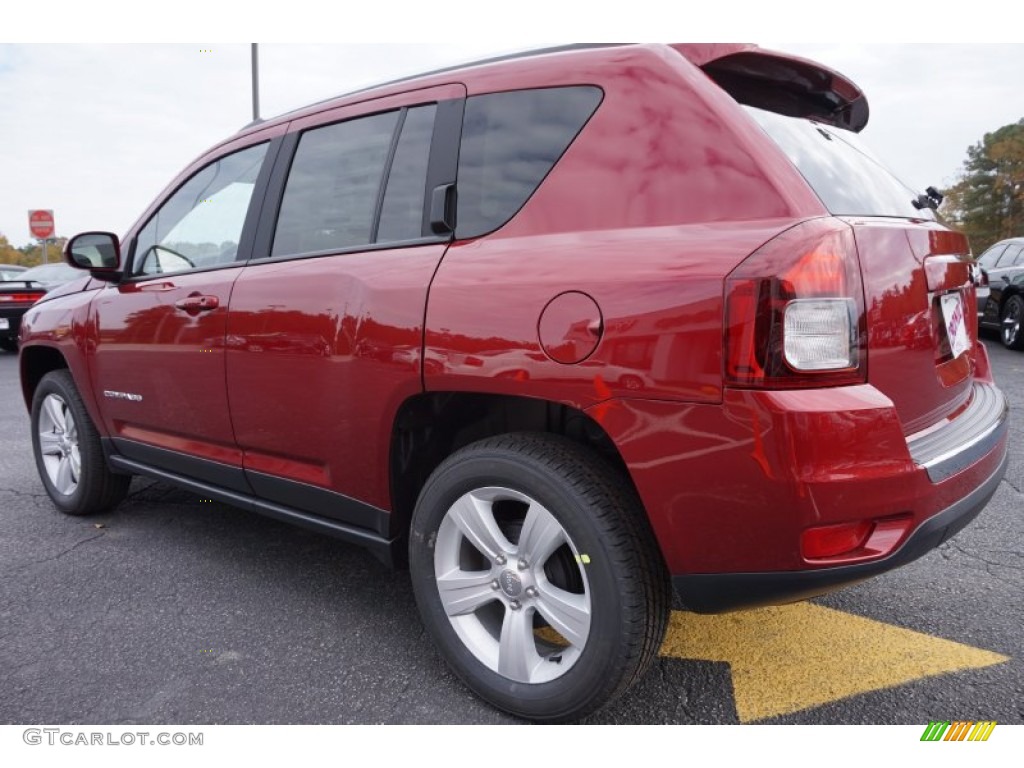 2015 Compass Latitude - Deep Cherry Red Crystal Pearl / Dark Slate Gray photo #5