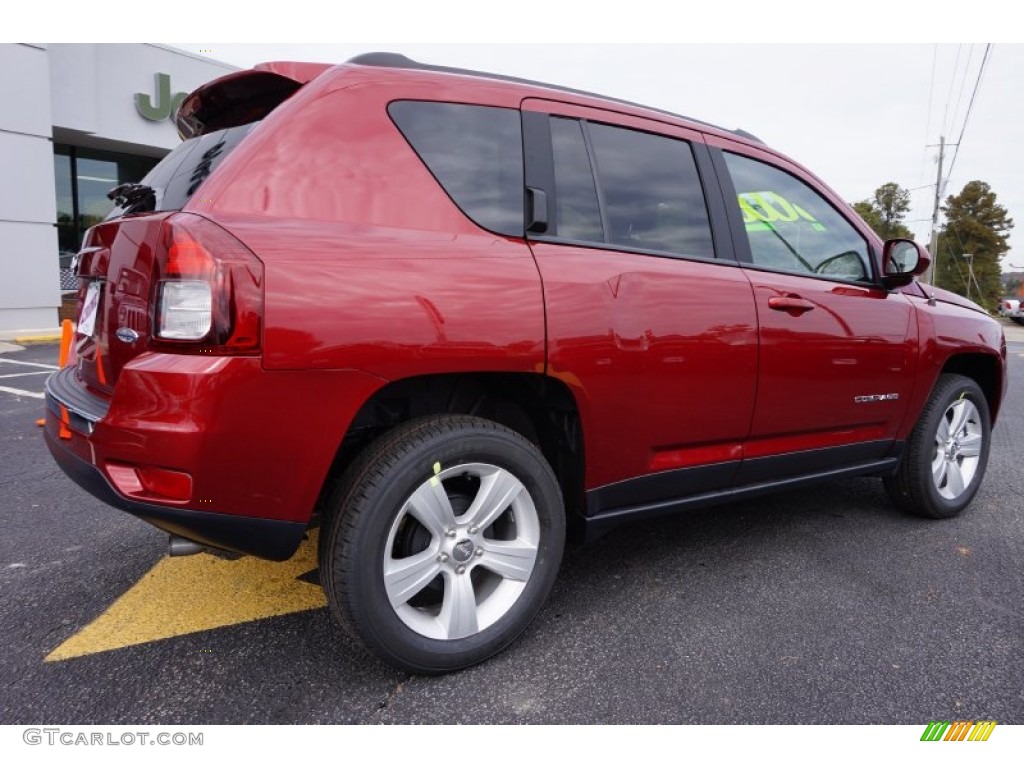 2015 Compass Latitude - Deep Cherry Red Crystal Pearl / Dark Slate Gray photo #7