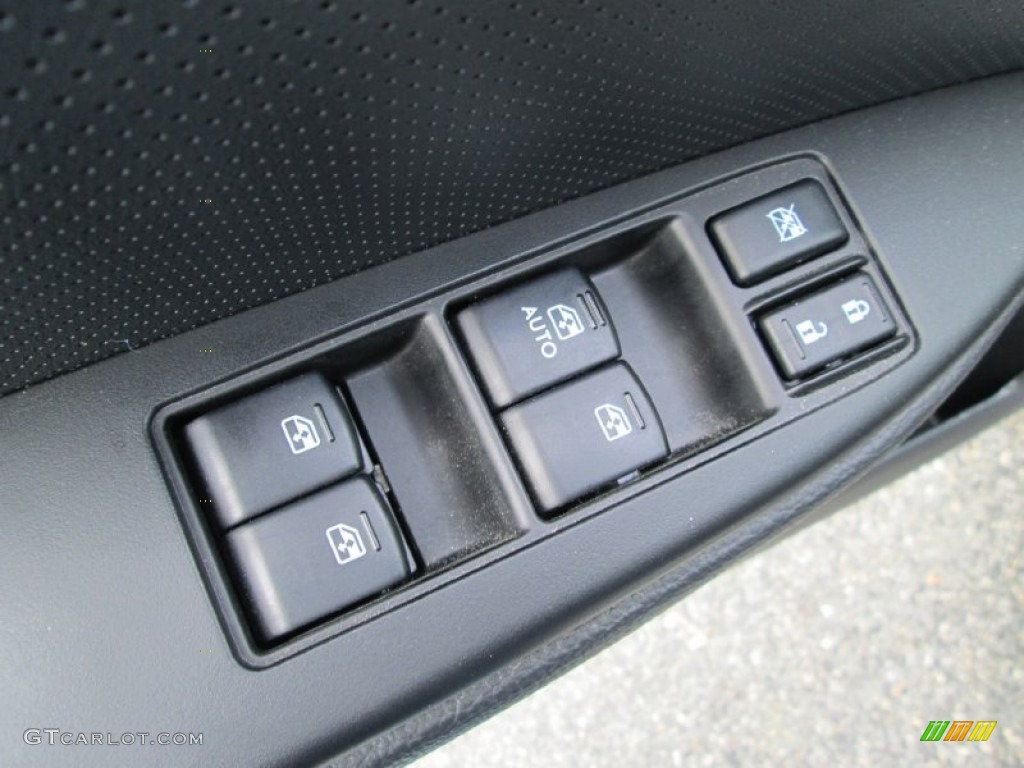 2014 Outback 2.5i Limited - Ice Silver Metallic / Black photo #13