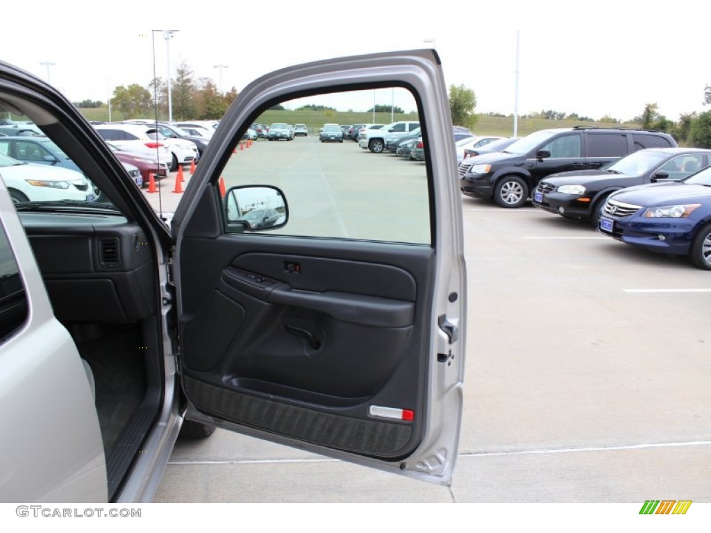 2004 Silverado 1500 LS Extended Cab - Silver Birch Metallic / Medium Gray photo #17