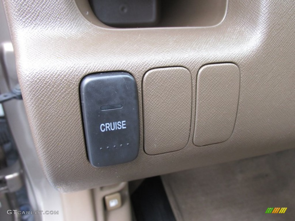2004 CR-V LX - Mojave Mist Metallic / Saddle photo #42