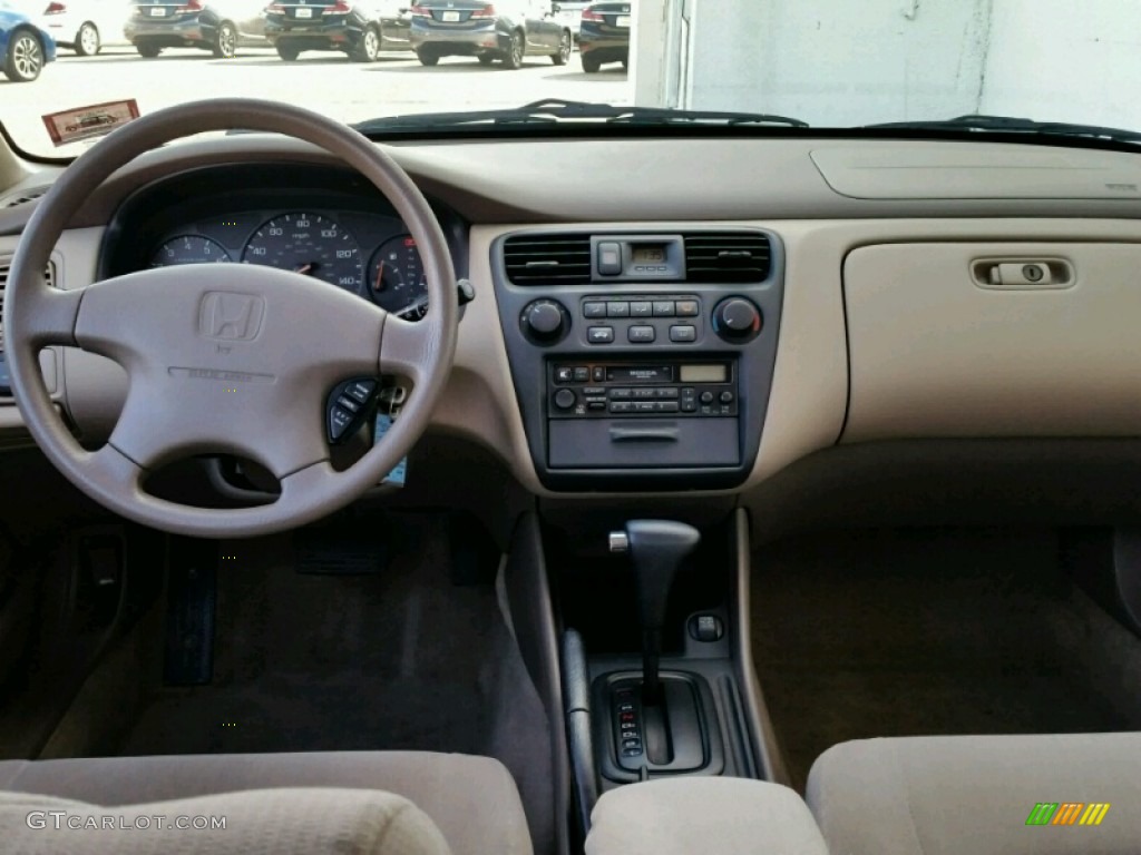 1999 Accord LX Sedan - Satin Silver Metallic / Ivory photo #11