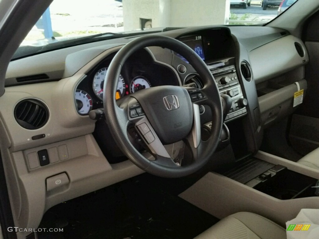 2015 Pilot LX 4WD - Alabaster Silver Metallic / Gray photo #3