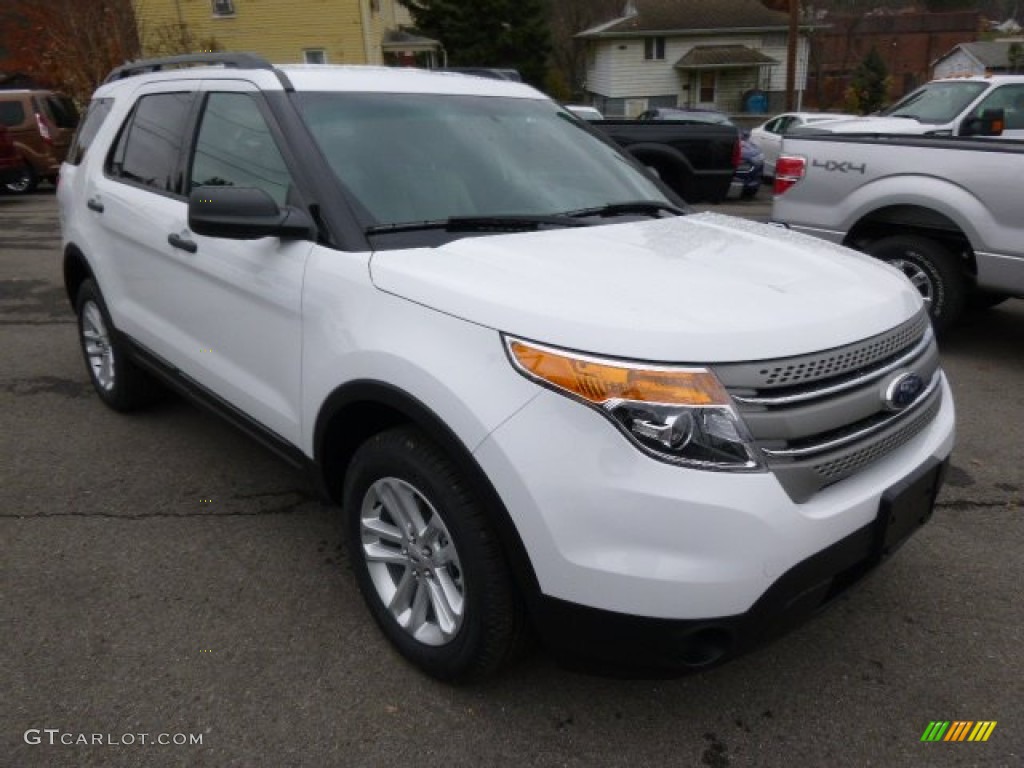 2015 Explorer 4WD - Oxford White / Medium Light Stone photo #3