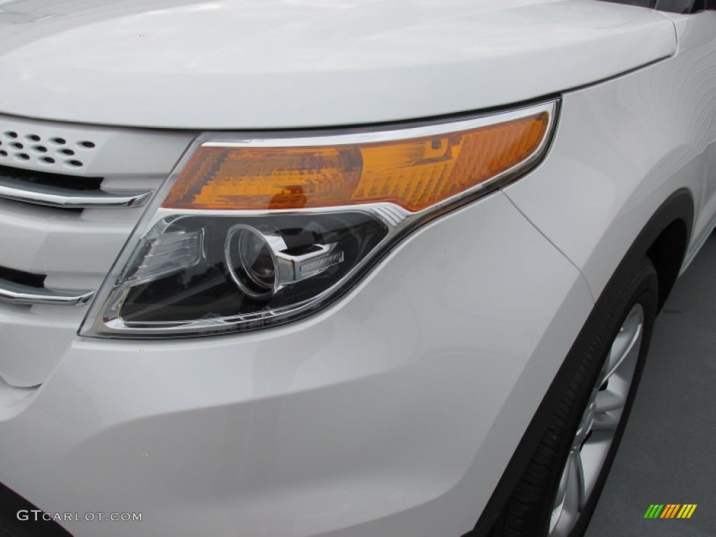 2015 Explorer Limited - White Platinum / Medium Light Stone photo #9