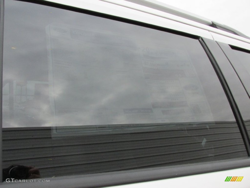 2015 Explorer Limited - White Platinum / Medium Light Stone photo #36