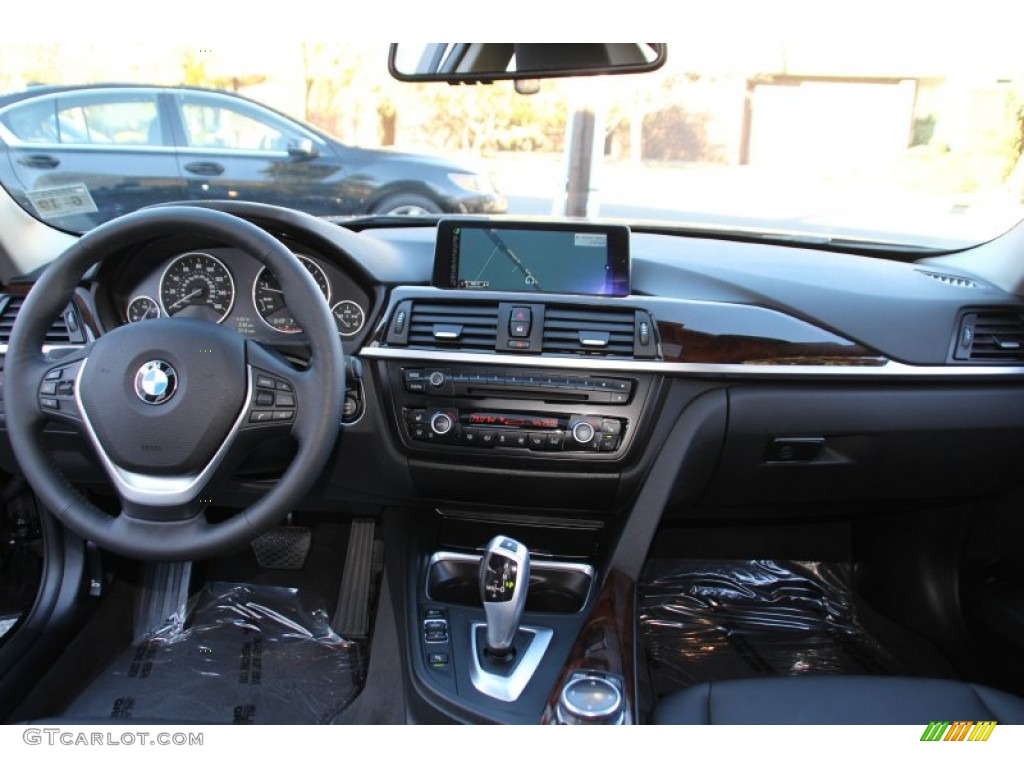 2014 3 Series 328i xDrive Sedan - Black Sapphire Metallic / Black photo #16