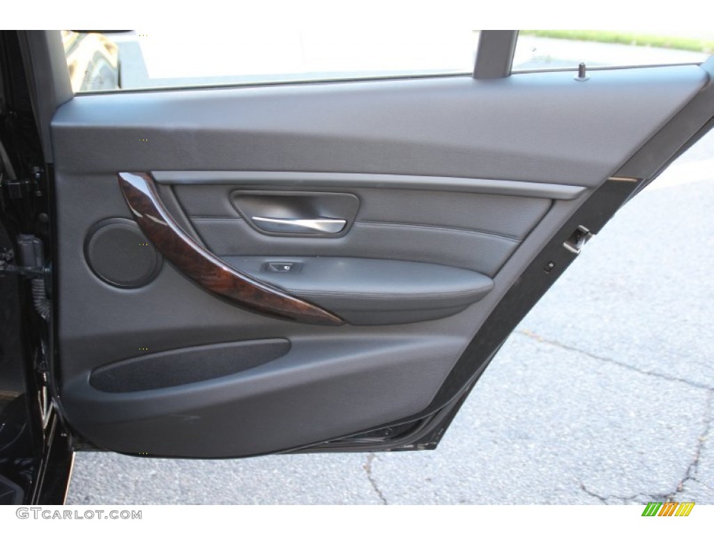 2014 3 Series 328i xDrive Sedan - Black Sapphire Metallic / Black photo #25