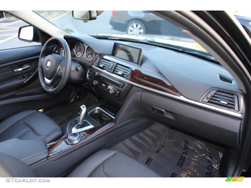 2014 3 Series 328i xDrive Sedan - Black Sapphire Metallic / Black photo #28