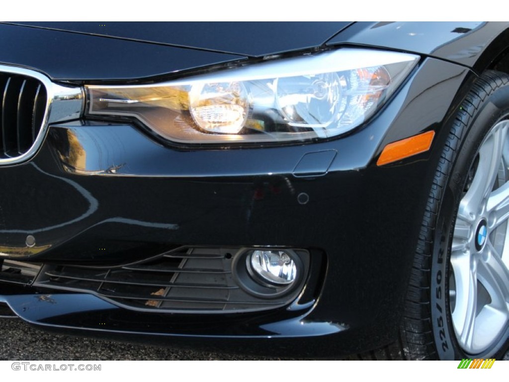 2014 3 Series 328i xDrive Sedan - Black Sapphire Metallic / Black photo #32