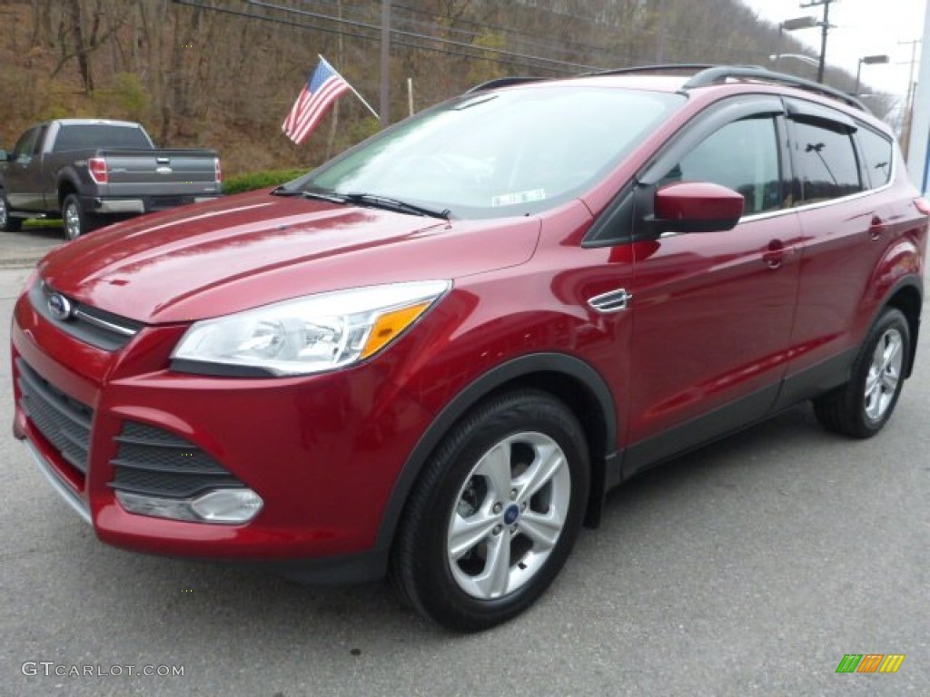 2013 Escape SE 1.6L EcoBoost 4WD - Ruby Red Metallic / Charcoal Black photo #11