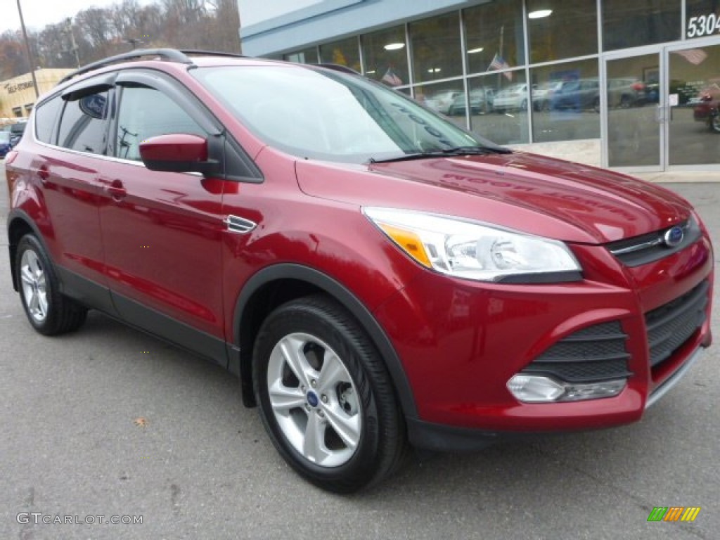 2013 Escape SE 1.6L EcoBoost 4WD - Ruby Red Metallic / Charcoal Black photo #13