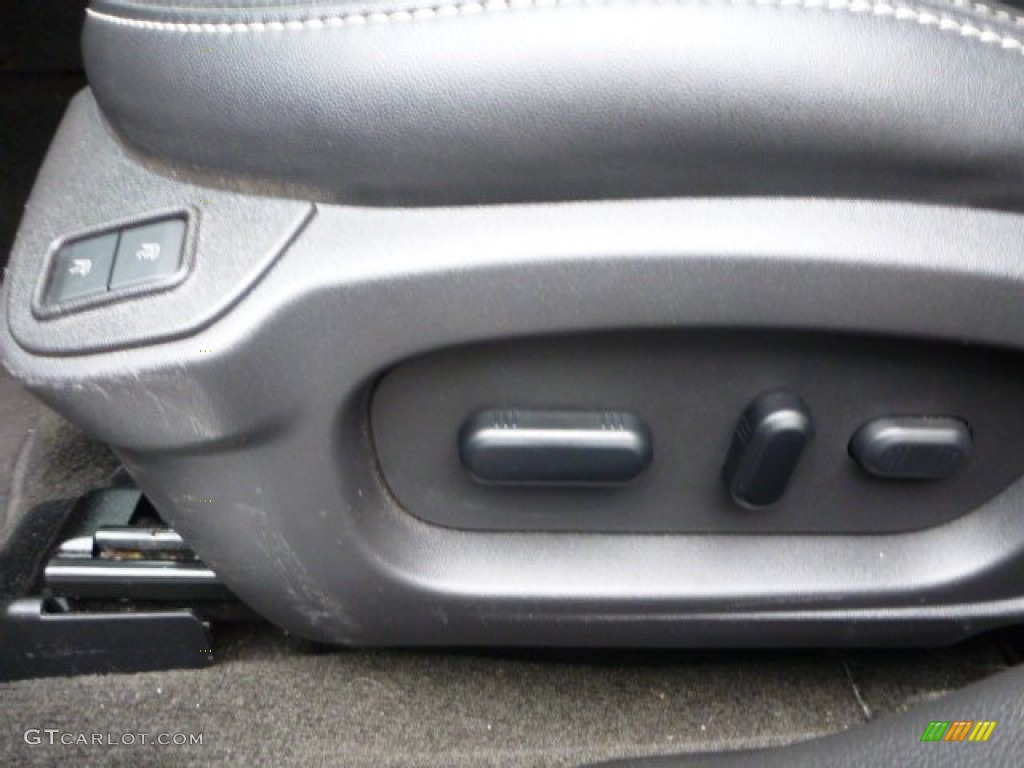 2012 Taurus Limited - Dark Blue Pearl / Charcoal Black photo #19