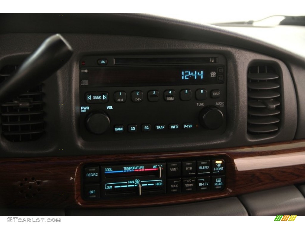 2005 LeSabre Custom - White Opal / Graphite photo #8