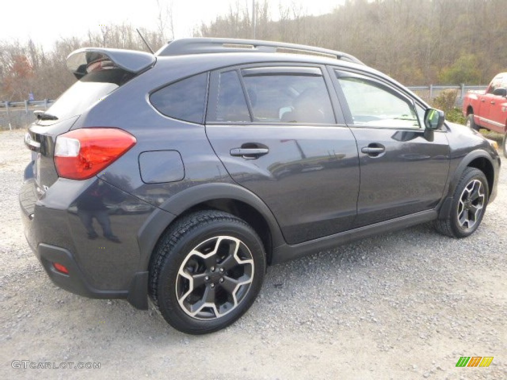 2014 XV Crosstrek 2.0i Limited - Dark Gray Metallic / Black photo #3