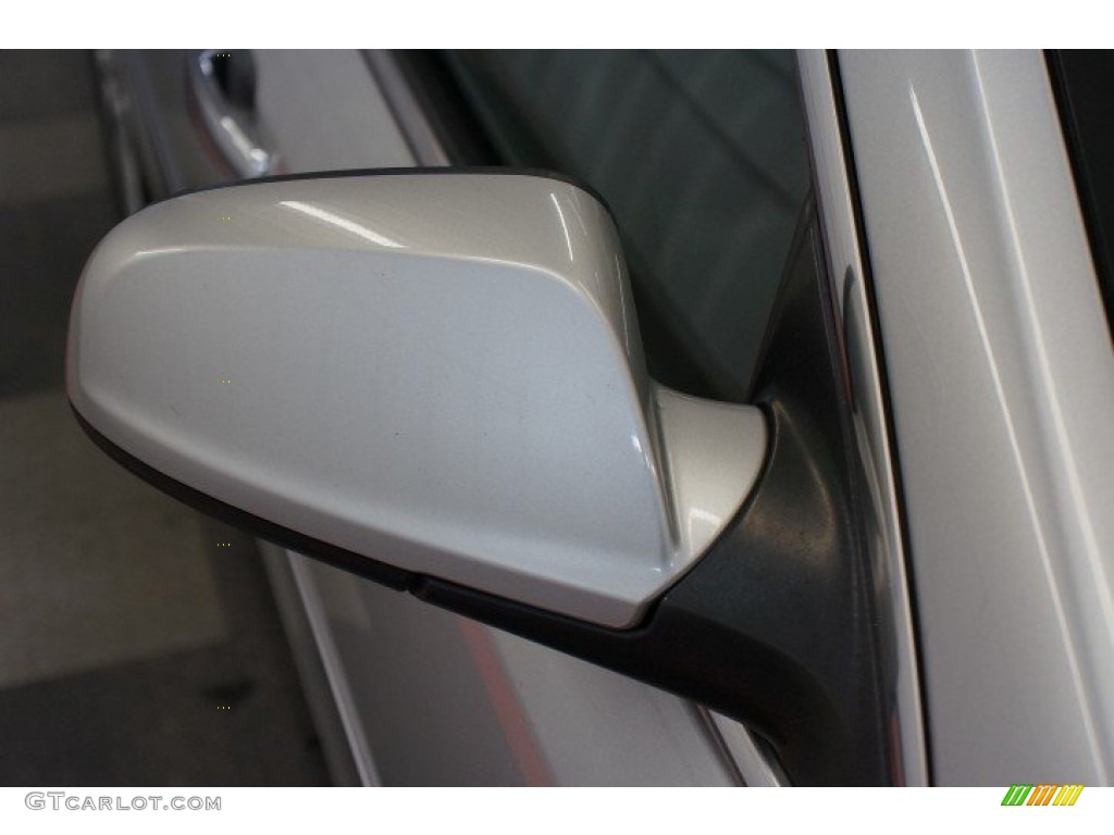 2007 Aura XR - Silver Pearl Metallic / Black photo #40