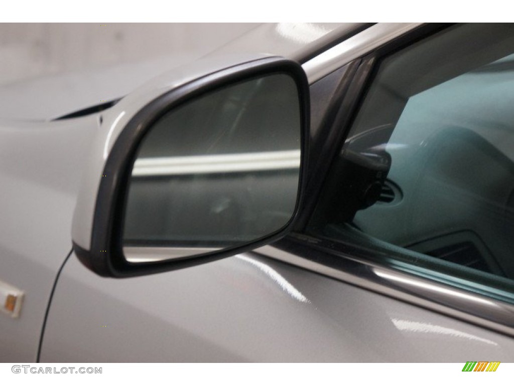 2007 Aura XR - Silver Pearl Metallic / Black photo #53