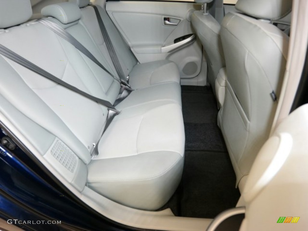 2015 Prius Four Hybrid - Nautical Blue Metallic / Misty Gray photo #9