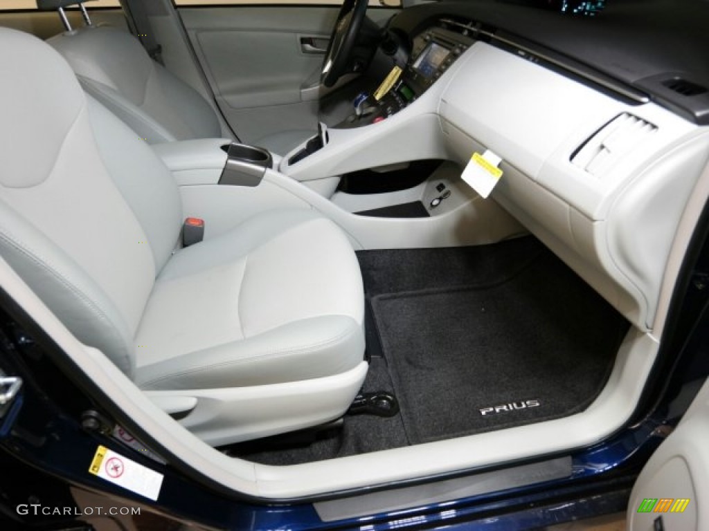 2015 Prius Four Hybrid - Nautical Blue Metallic / Misty Gray photo #10
