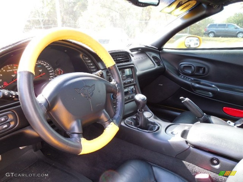 2002 Corvette Coupe - Millenium Yellow / Black photo #5