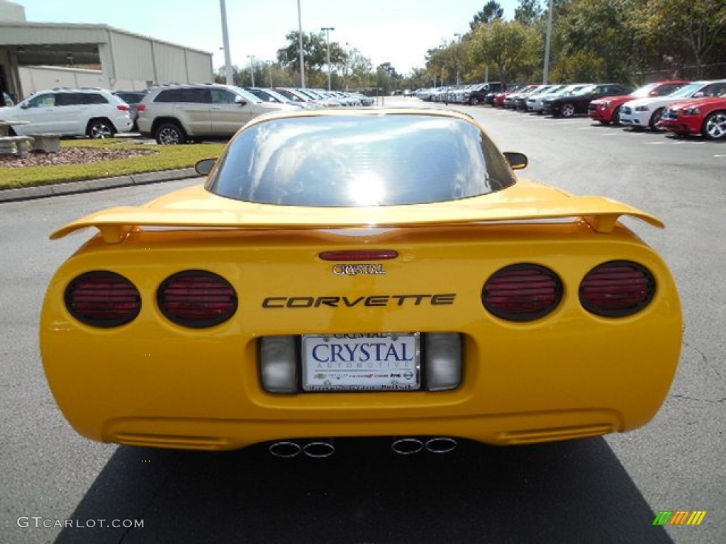 2002 Corvette Coupe - Millenium Yellow / Black photo #6