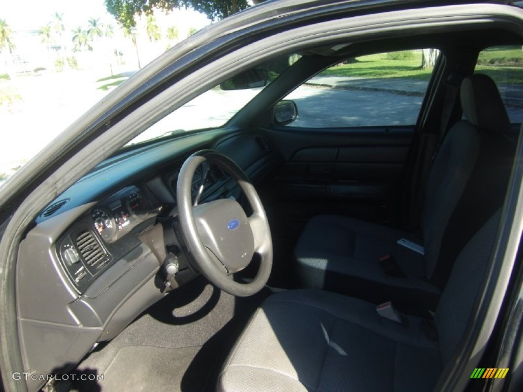 2006 Crown Victoria Police Interceptor - Black / Charcoal Black photo #7