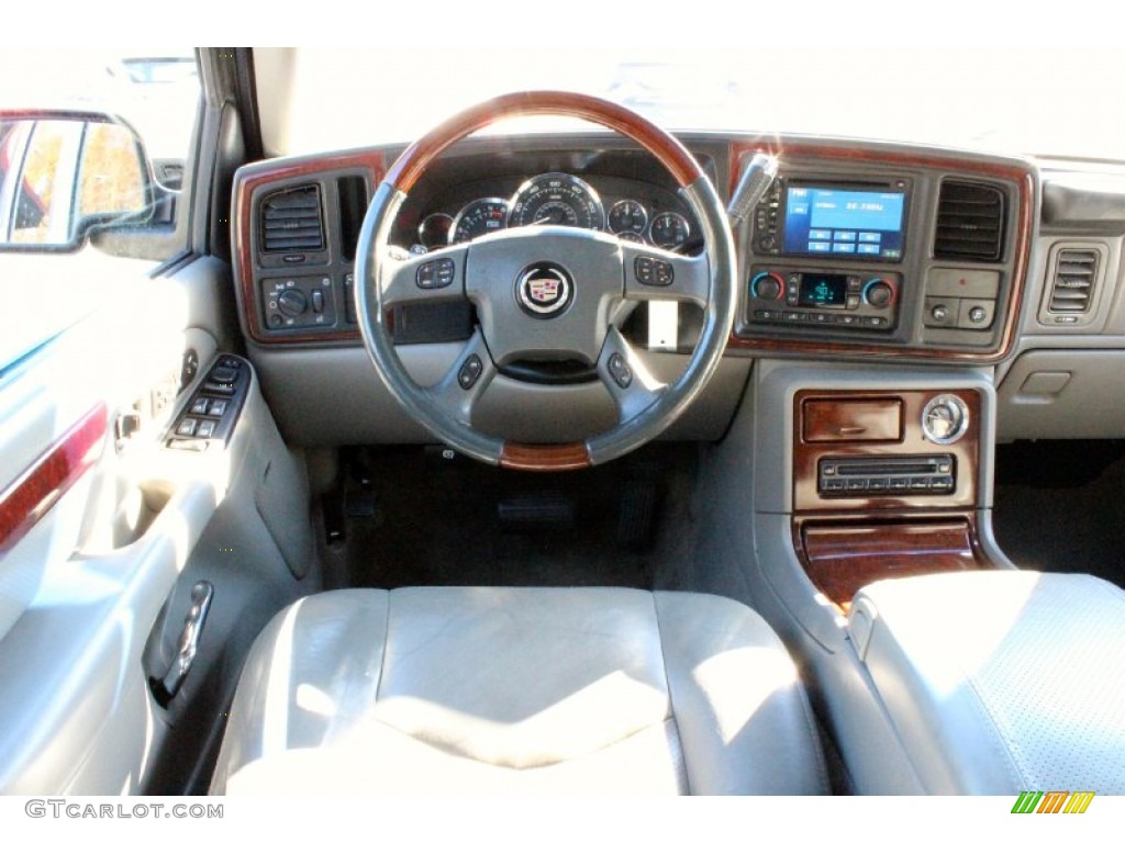 2005 Escalade ESV Platinum AWD - Quicksilver / Pewter photo #27