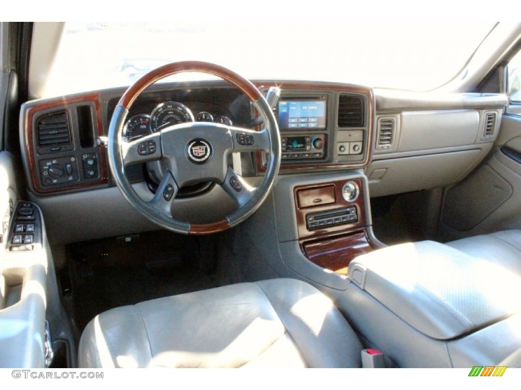 2005 Escalade ESV Platinum AWD - Quicksilver / Pewter photo #28