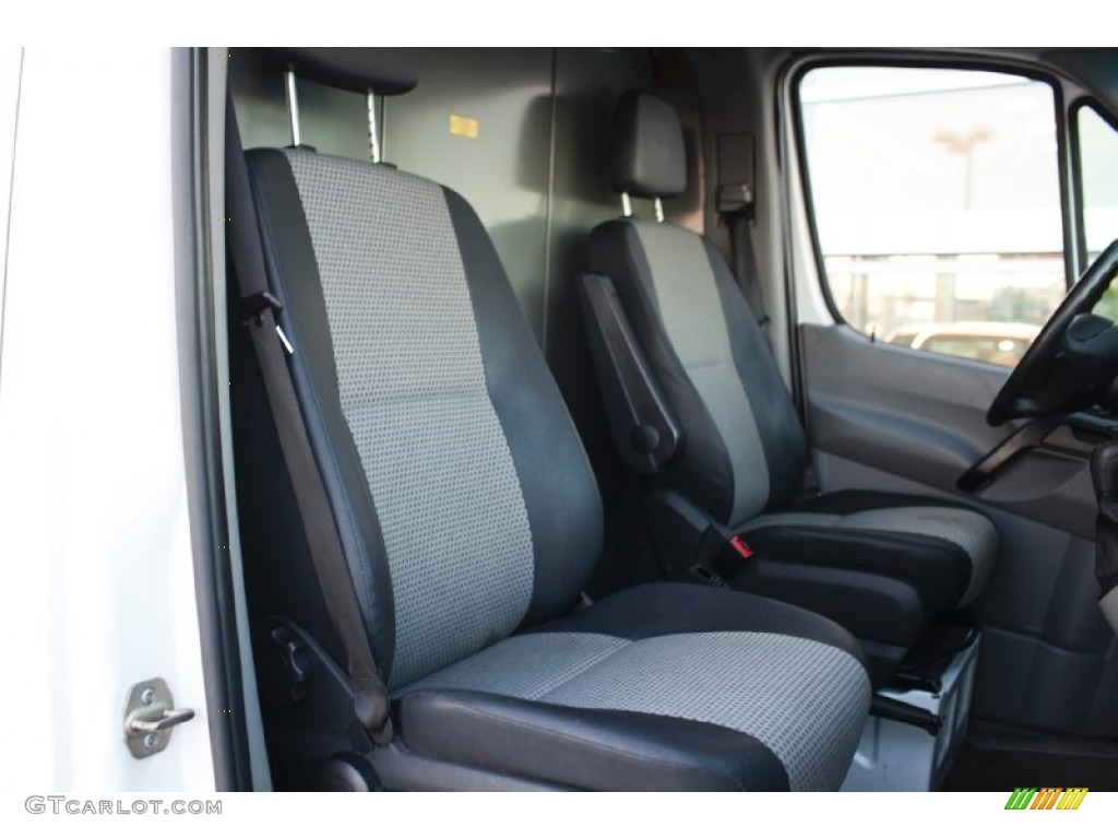 2008 Sprinter Van 2500 Cargo - Arctic White / Gray photo #20