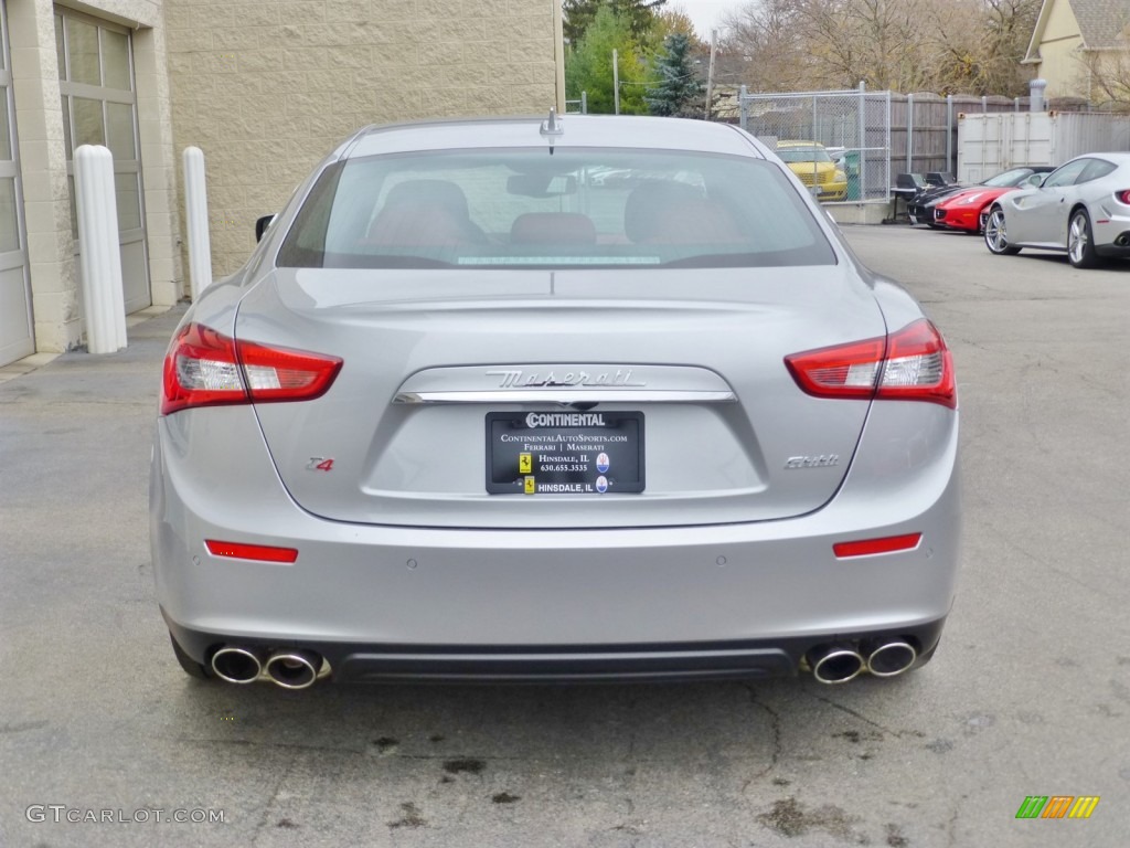 2015 Ghibli S Q4 - Grigio Metallo (Silver) / Nero/Rosso photo #2